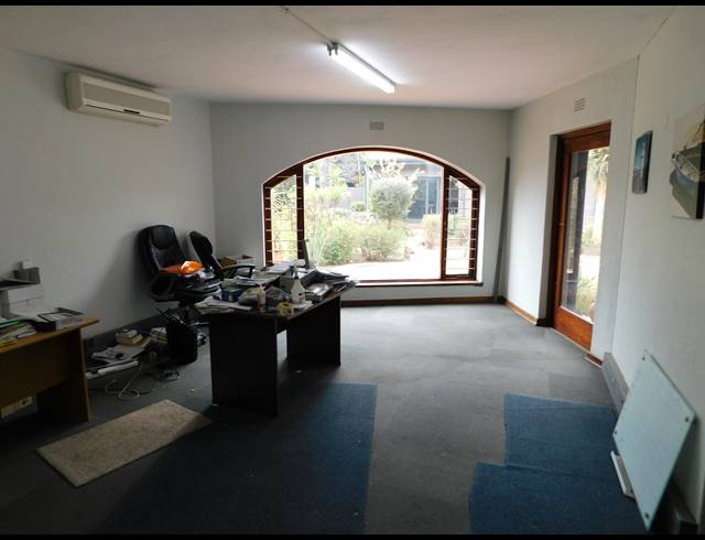 800M² TRAINING FACILITY FOR SALE IN FERNDALE